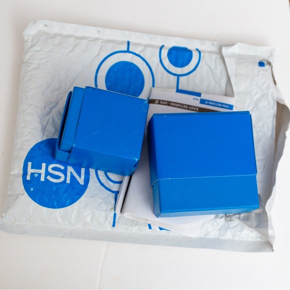 Deb Guyot Herkimer diamond quartz 3 stone necklace & earring set quiet luxury - Picture 16 of 16